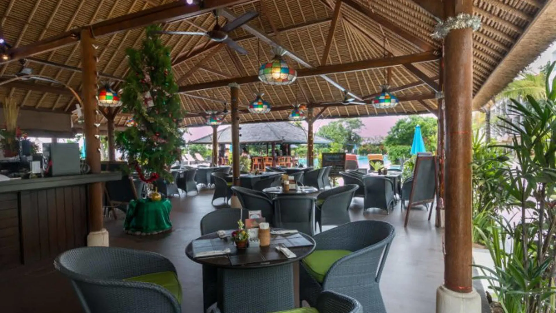 Hotel Peninsula Bay Resort Nusa Dua